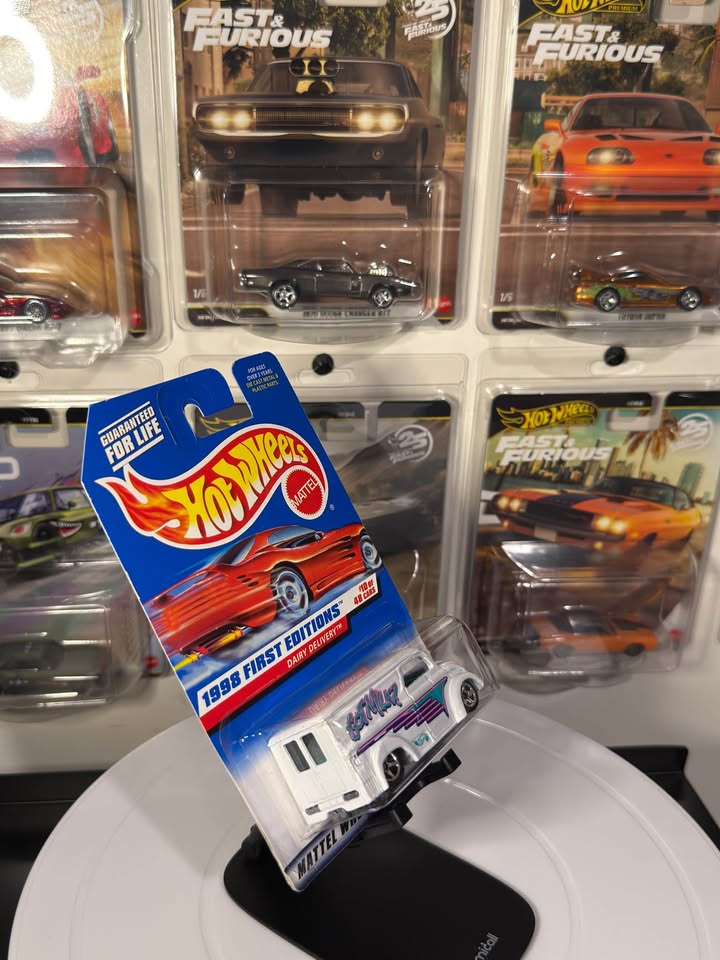 Dairy Delivery “got milk?” – 1998 First Editions – Hot Wheels