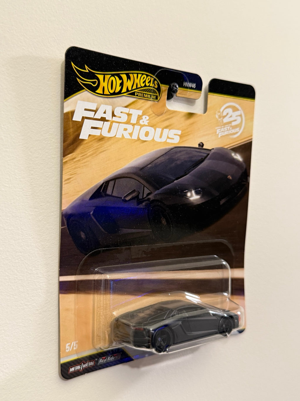 Lamborghini Aventador Coupé – Fast & Furious 25th Anniversary – Hot Wheels Premium angled packaging view