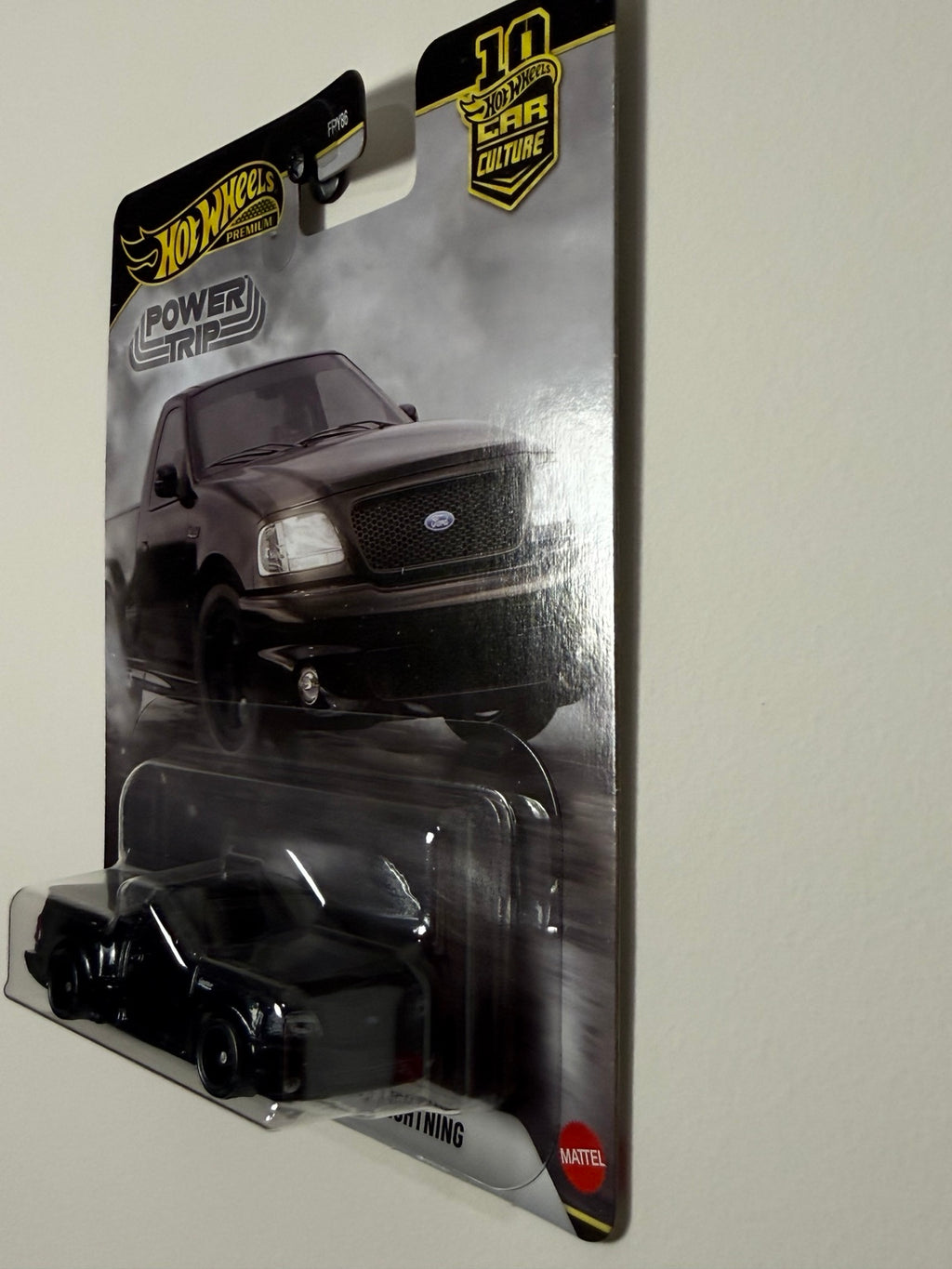 ’99 Ford F-150 SVT Lightning – Car Culture: Power Trip – Hot Wheels Premium additional view